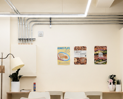 COMFORT ZONE sandwich counter and dining area